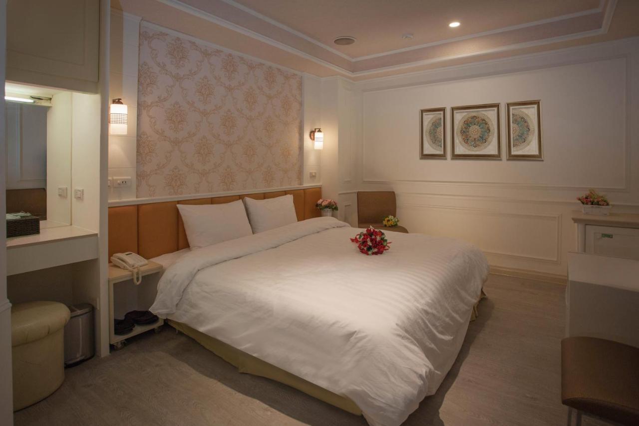 Showart Hotel Taipei Exterior photo